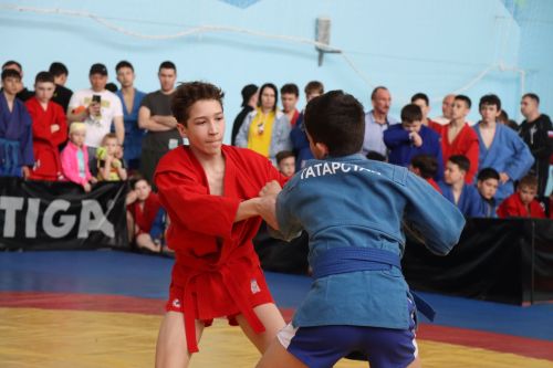 Более 250 спортсменов собрались в Нурлате на республиканские соревнования по самбо (+ФОТОРЕПОРТАЖ)