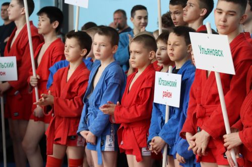 Более 250 спортсменов собрались в Нурлате на республиканские соревнования по самбо (+ФОТОРЕПОРТАЖ)