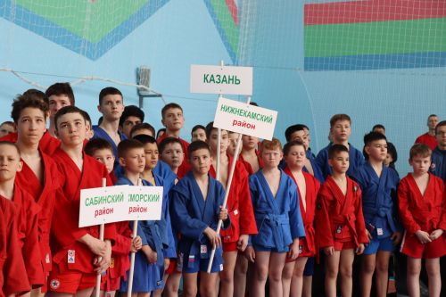 Более 250 спортсменов собрались в Нурлате на республиканские соревнования по самбо (+ФОТОРЕПОРТАЖ)