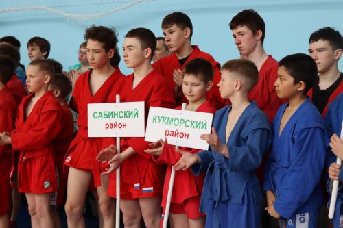 Более 250 спортсменов собрались в Нурлате на республиканские соревнования по самбо (+ФОТОРЕПОРТАЖ)