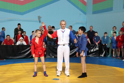 Более 250 спортсменов собрались в Нурлате на республиканские соревнования по самбо (+ФОТОРЕПОРТАЖ)