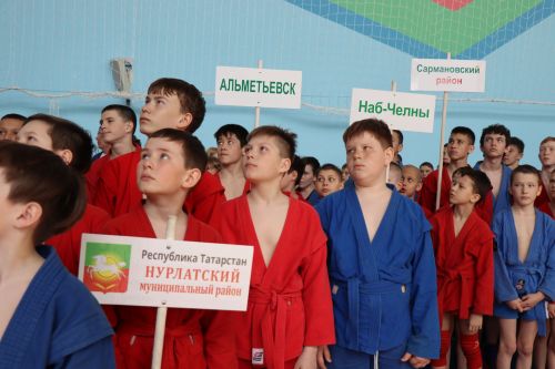 Более 250 спортсменов собрались в Нурлате на республиканские соревнования по самбо (+ФОТОРЕПОРТАЖ)