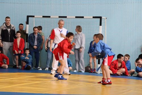 Более 250 спортсменов собрались в Нурлате на республиканские соревнования по самбо (+ФОТОРЕПОРТАЖ)
