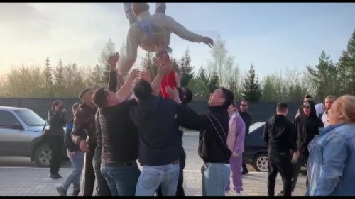 5 нурлатцев-срочников отправились из райвоенкомата г. Нурлат в сборный пункт Татарстана