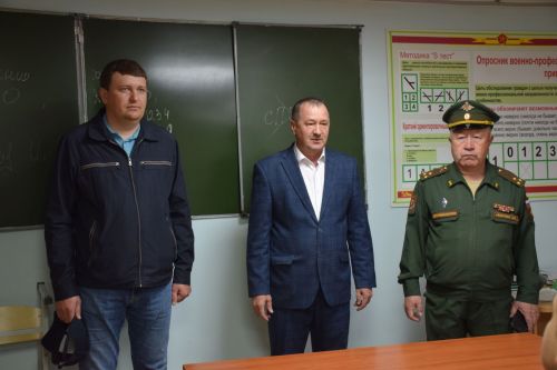 Нурлатцы проводили призывников на срочную службу