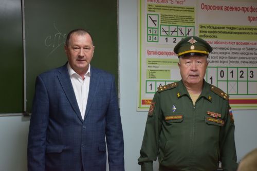 Нурлатцы проводили призывников на срочную службу