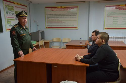 Нурлатцы проводили призывников на срочную службу