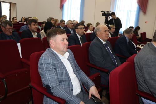 В Нурлате сессия Советов района и города прошла с участием депутата Государственного Совета РТ
