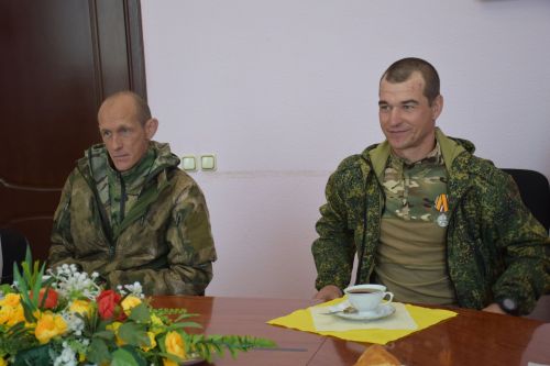 Глава Нурлатского района Дамир Ишкинеев встретился с бойцами СВО
