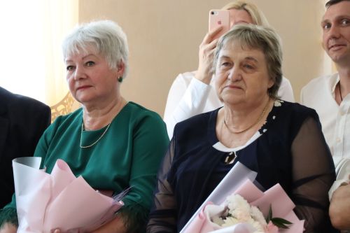 В Нурлате поздравили юбиляров семейной жизни