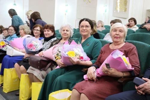 В Нурлате чествовали муниципальных работников