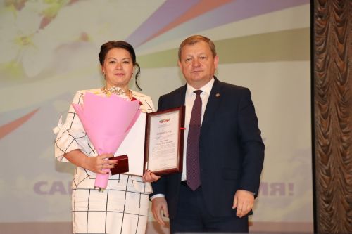 В Нурлате чествовали муниципальных работников