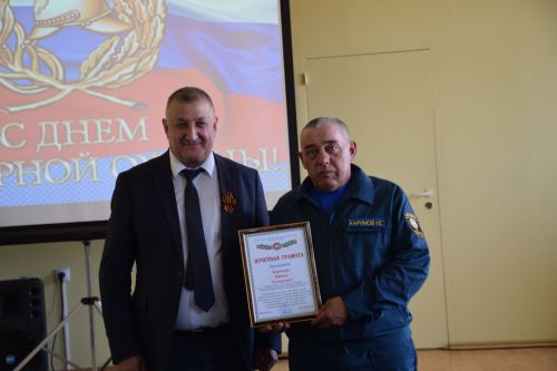 В Нурлате во Дворце культуры чествовали пожарных