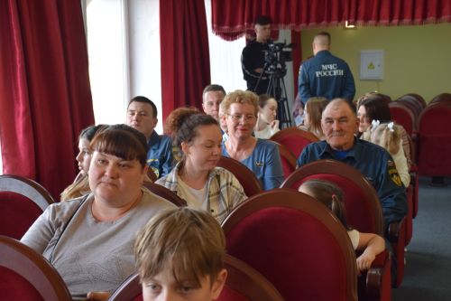 В Нурлате во Дворце культуры чествовали пожарных