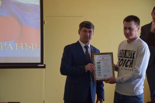 В Нурлате во Дворце культуры чествовали пожарных