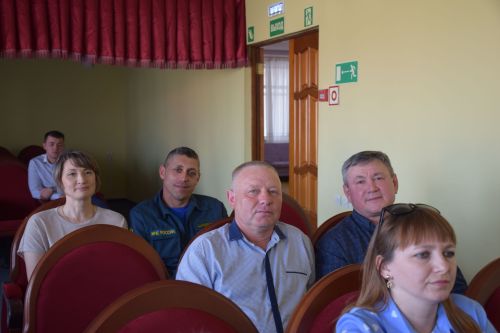 В Нурлате во Дворце культуры чествовали пожарных