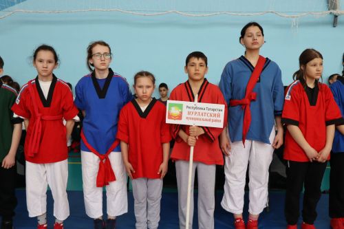 В Нурлате проходит Первенство Республики Татарстан по борьбе на поясах памяти Габбаса Гиматдинова