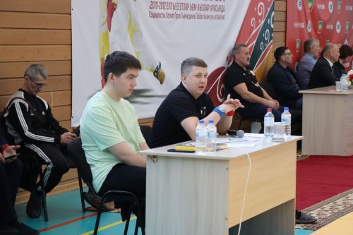 В Нурлате проходит Первенство Республики Татарстан по борьбе на поясах памяти Габбаса Гиматдинова