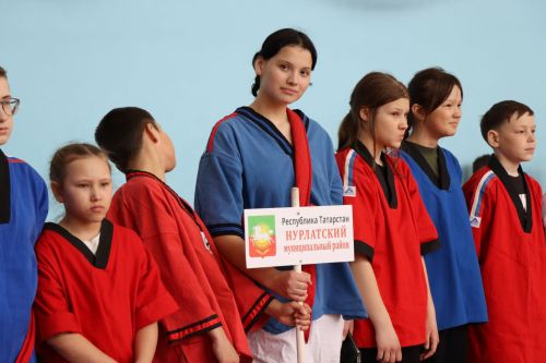 В Нурлате проходит Первенство Республики Татарстан по борьбе на поясах памяти Габбаса Гиматдинова