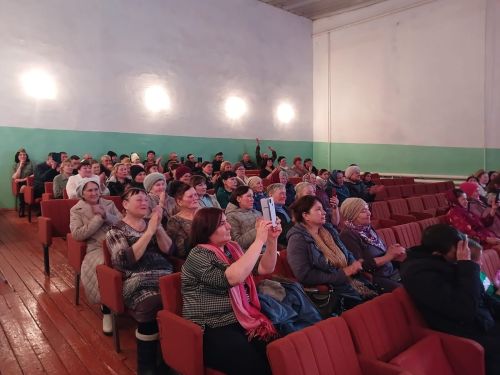 В Нурлатском районе продолжается череда благотворительных концертов «Своих не бросаем»