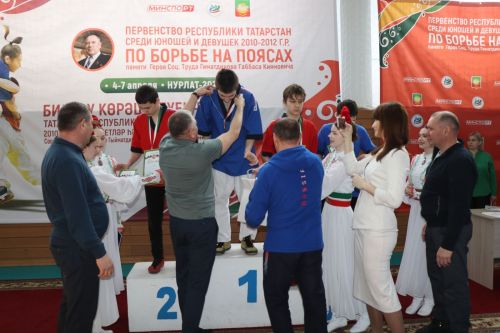 В Нурлате прошла церемония награждения победителей Первенства РТ по борьбе на поясах (фоторепортаж)
