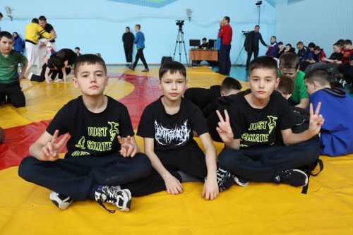 В Нурлате прошла церемония награждения победителей Первенства РТ по борьбе на поясах (фоторепортаж)