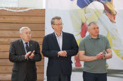 В Нурлате прошла церемония награждения победителей Первенства РТ по борьбе на поясах (фоторепортаж)