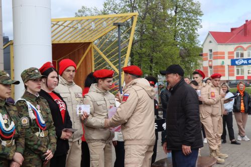 В День Победы в Нурлате наградили юнармейцев