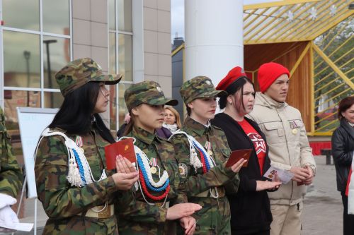 В День Победы в Нурлате наградили юнармейцев