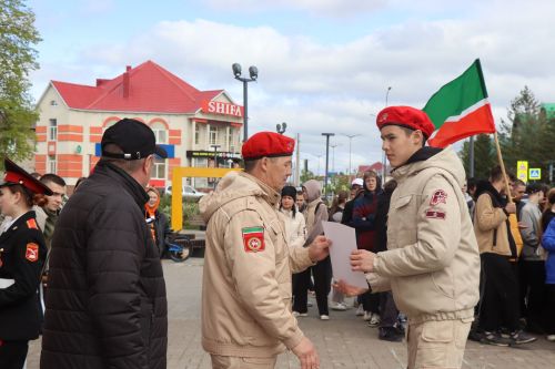 В День Победы в Нурлате наградили юнармейцев