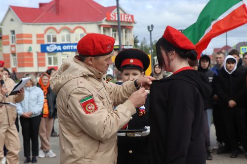 В День Победы в Нурлате наградили юнармейцев