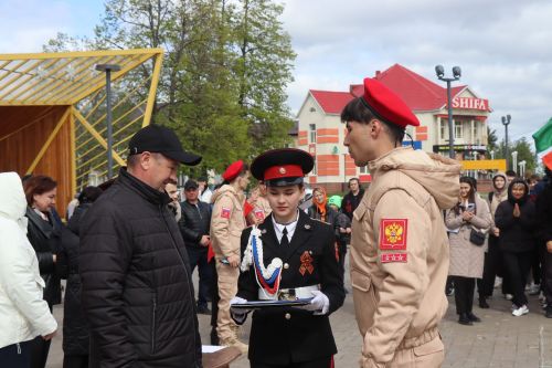 В День Победы в Нурлате наградили юнармейцев