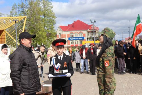 В День Победы в Нурлате наградили юнармейцев