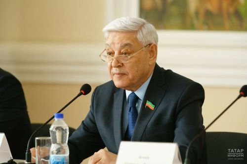Фарид Мухаметшин поздравил журналистов Татарстана с республиканским Днем печати