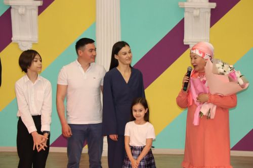 В Нурлате прошел творческий вечер заслуженного работника культуры РТ Розы Ахметзановой