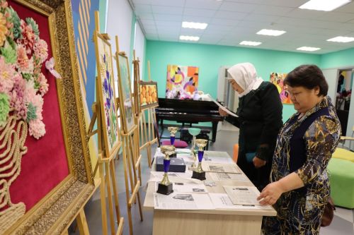 В Нурлате прошел творческий вечер заслуженного работника культуры РТ Розы Ахметзановой