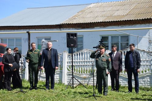 В селе Тюрнясево с воинскими почестями похоронили земляка, погибшего на СВО