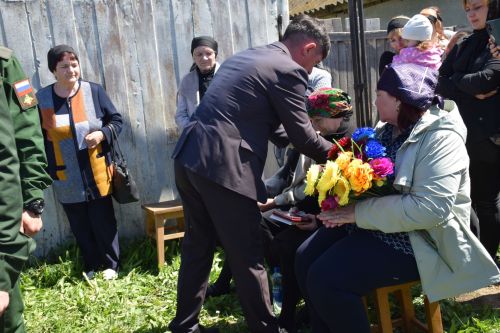 В селе Тюрнясево с воинскими почестями похоронили земляка, погибшего на СВО