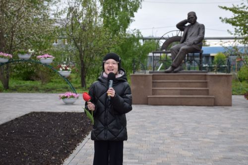 В Нурлате отметили 138-летие со дня рождения великого земляка Габдуллы Кариева