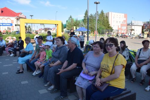 В Нурлате отметили День России