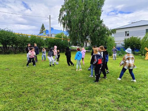 Весело и познавательно проводят каникулы учащиеся Нурлатской школы №3