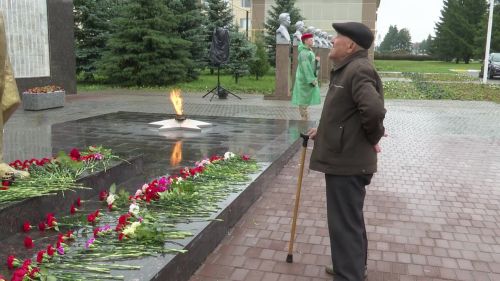 В день памяти и скорби нурлатцы стали участниками траурного митинга