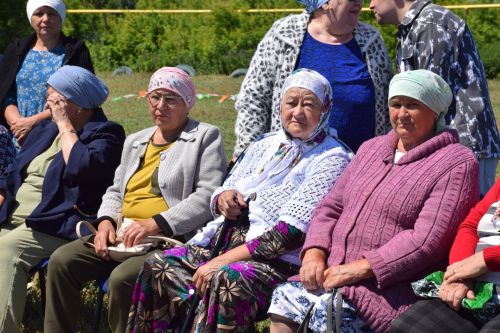 В День села в Степном Озере гостей угощали бабушкиными блинами из печи (ФОТОРЕПОРТАЖ)