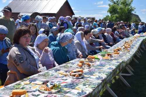 В День села в Степном Озере гостей угощали бабушкиными блинами из печи (ФОТОРЕПОРТАЖ)