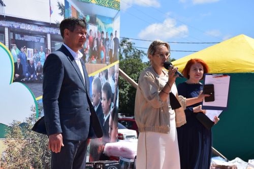 В День села в Степном Озере гостей угощали бабушкиными блинами из печи (ФОТОРЕПОРТАЖ)