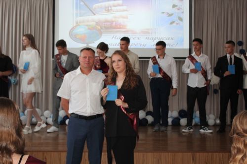 Нурлатская школа №1 сделала свой 60-й выпуск