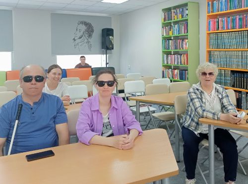 В библиотеке Нурлата к творчеству Пушкина прикоснулись особенные читатели
