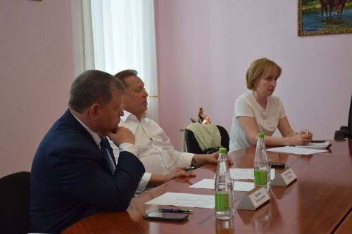 В Нурлате депутат Государственной Думы РФ от партии «Единая Россия» Айдар Метшин провел прием граждан