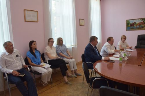 В Нурлате депутат Государственной Думы РФ от партии «Единая Россия» Айдар Метшин провел прием граждан