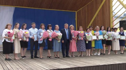 В Нурлате чествовали работников социальной сферы